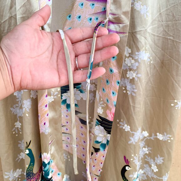 Peacock Kimono Bat Wing Sleeves Golden Beige Orchids Floral No Belt Size XL - Picture 9 of 12
